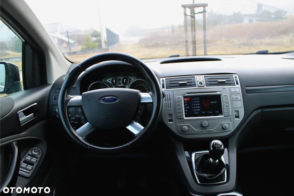 Ford Kuga 2.0 TDCi Titanium - 25