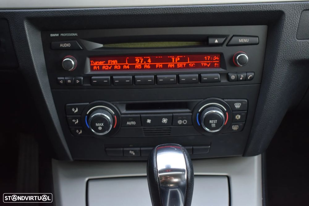 BMW 320 d Coupe Auto - 28