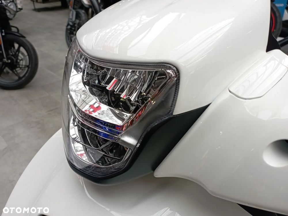 Piaggio Medley - 10