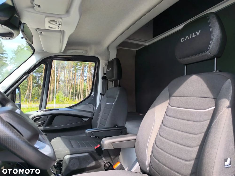 Iveco Daily 70C18 Sypialnia WINDA, 15 Palet, 2x Firana + Zsuwany Dach + Reg Wysokość! - 19