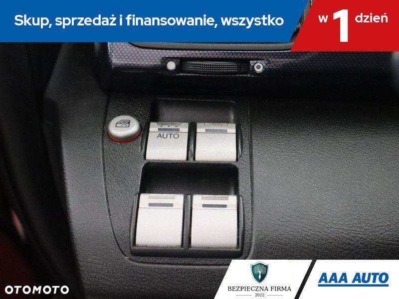 Honda FR-V - 18