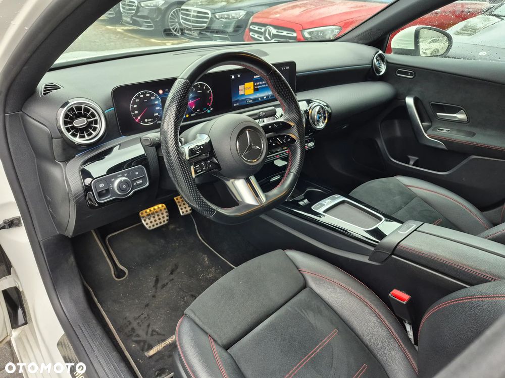 Mercedes-Benz Klasa A 200 AMG Line 7G-DCT - 14