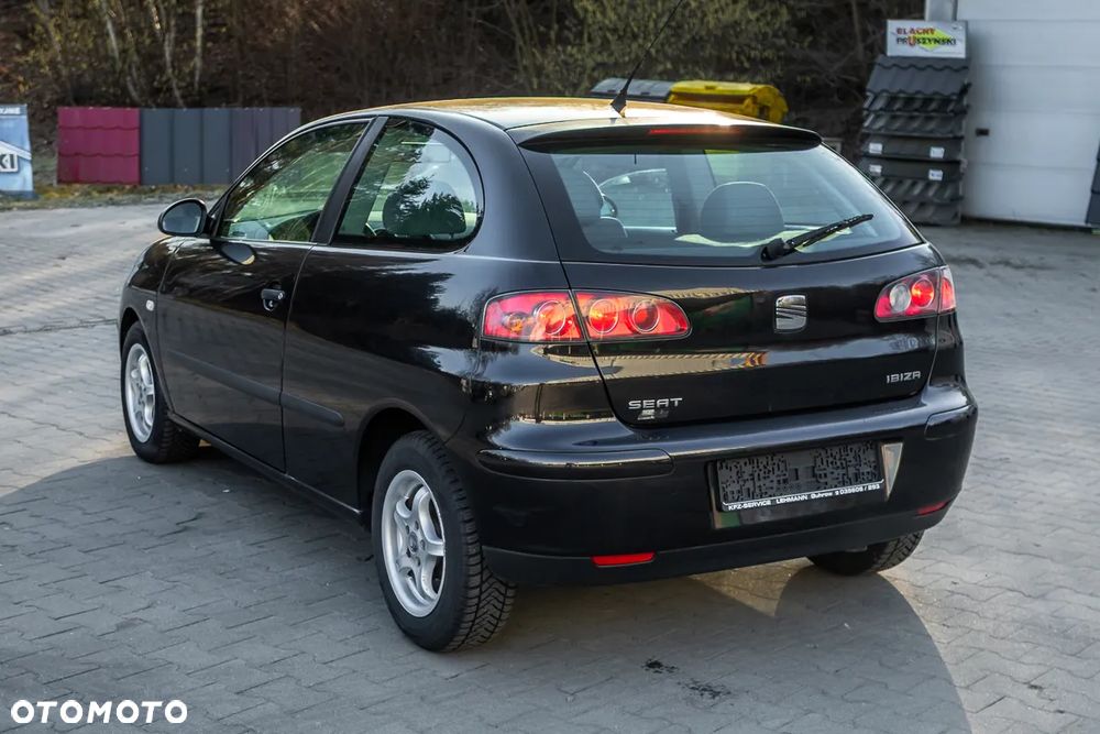 Seat Ibiza 1.4 16V Stylance - 12