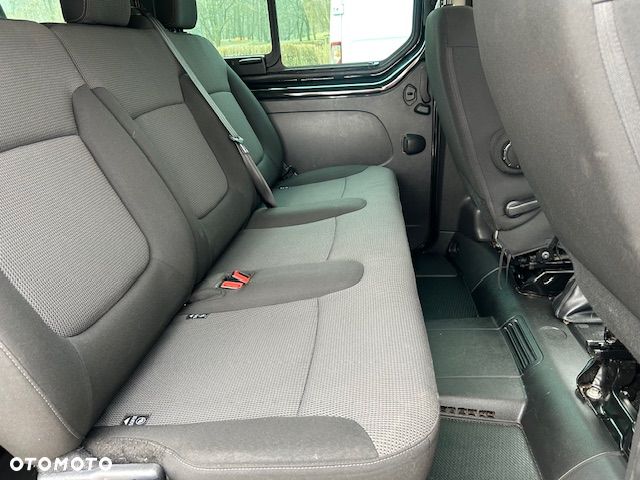 Renault Trafic Grand 2.0 dCi EDC - 14