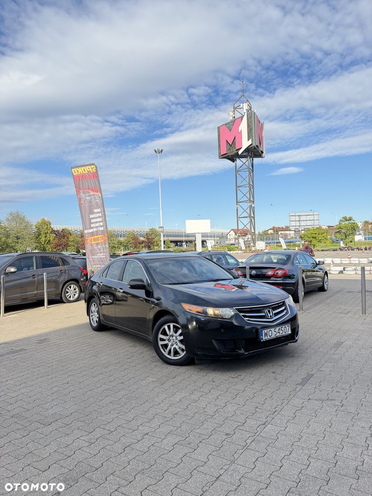 Honda Accord - 1