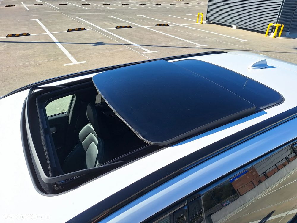 Volvo V90 T8 AWD Plug-In Hybrid R-Design - 15