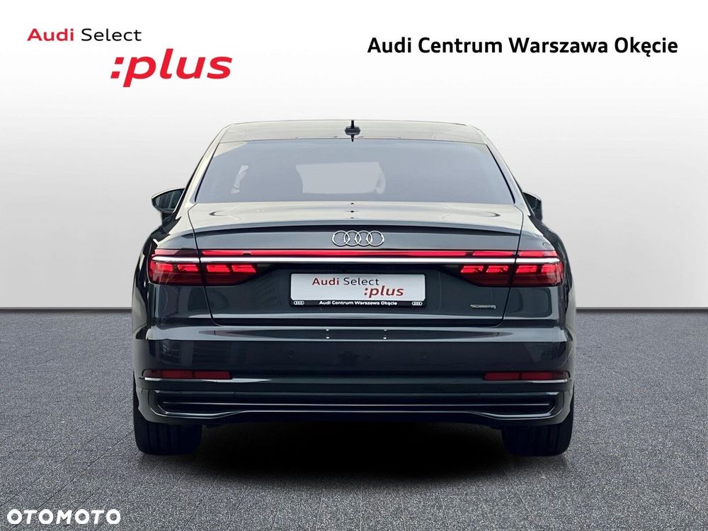 Audi A8 - 8