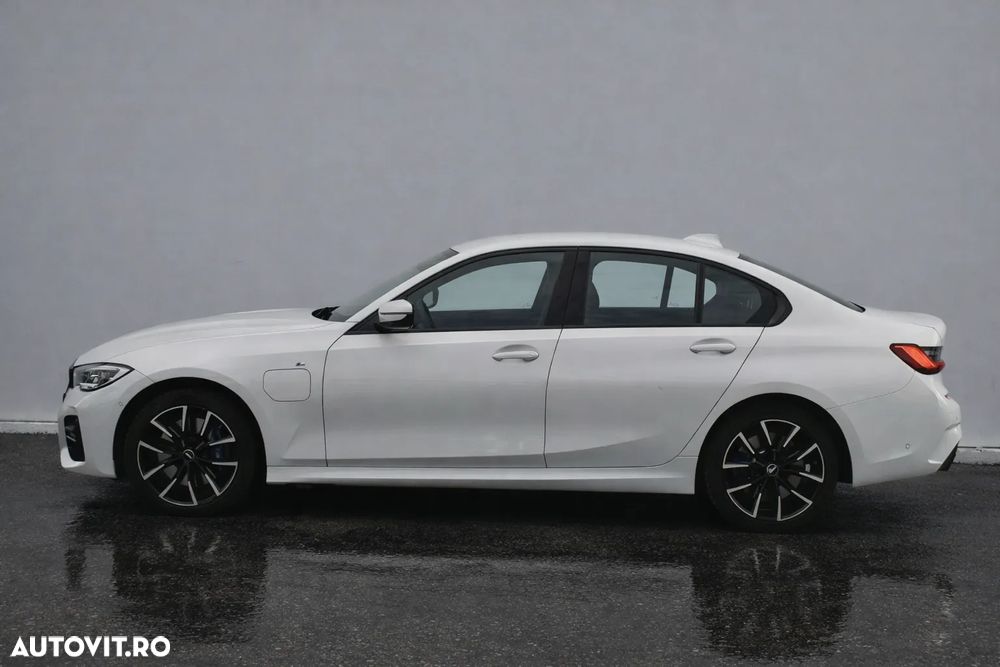 BMW Seria 3 330e AT PHEV - 7