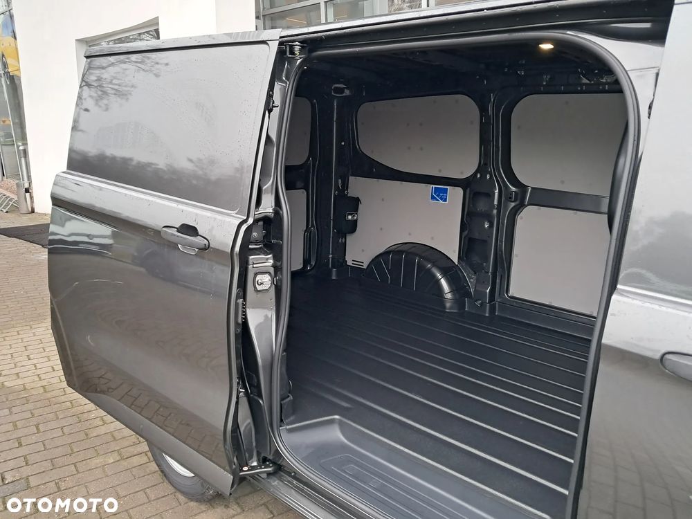 Volkswagen Transporter - 7