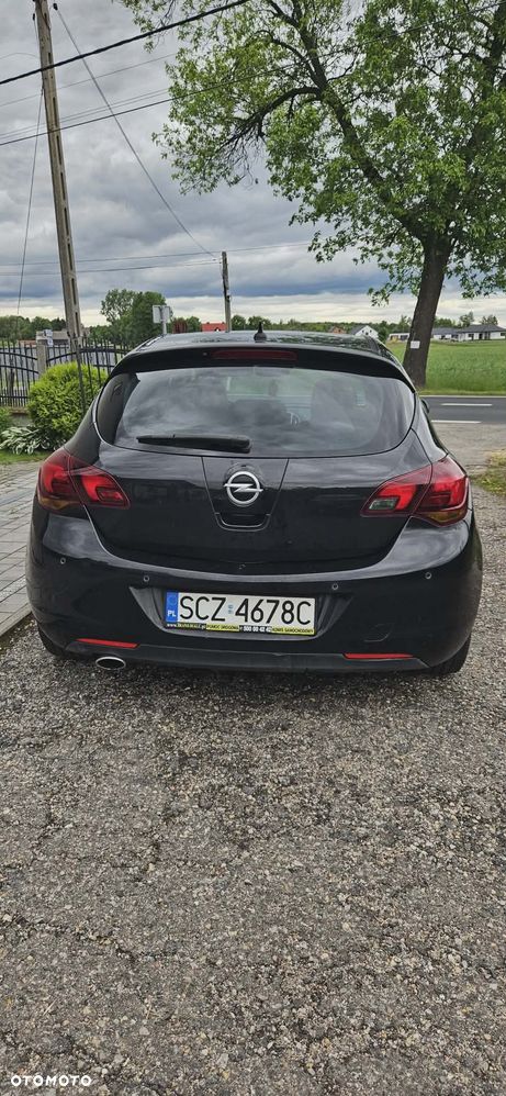 Opel Astra 1.6 T Cosmo - 5