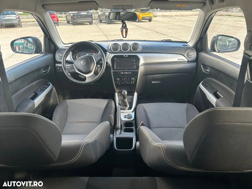 Suzuki Vitara 1.6 4X4 Spirit - 17