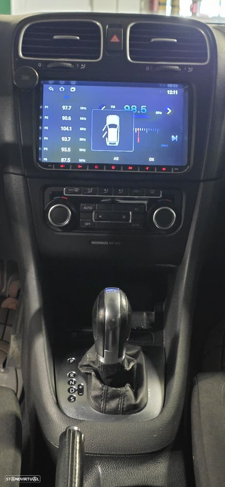VW Golf Variant 1.6 TDi Trendline DSG - 13