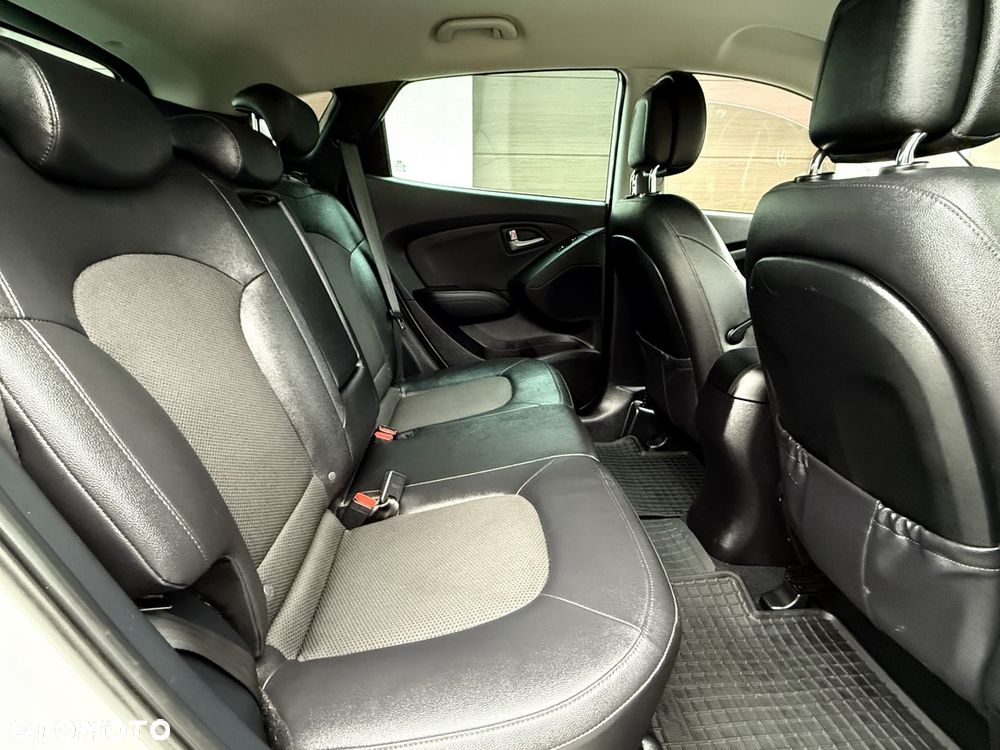 Hyundai ix35 blue 1.6 2WD Finale Gold - 27