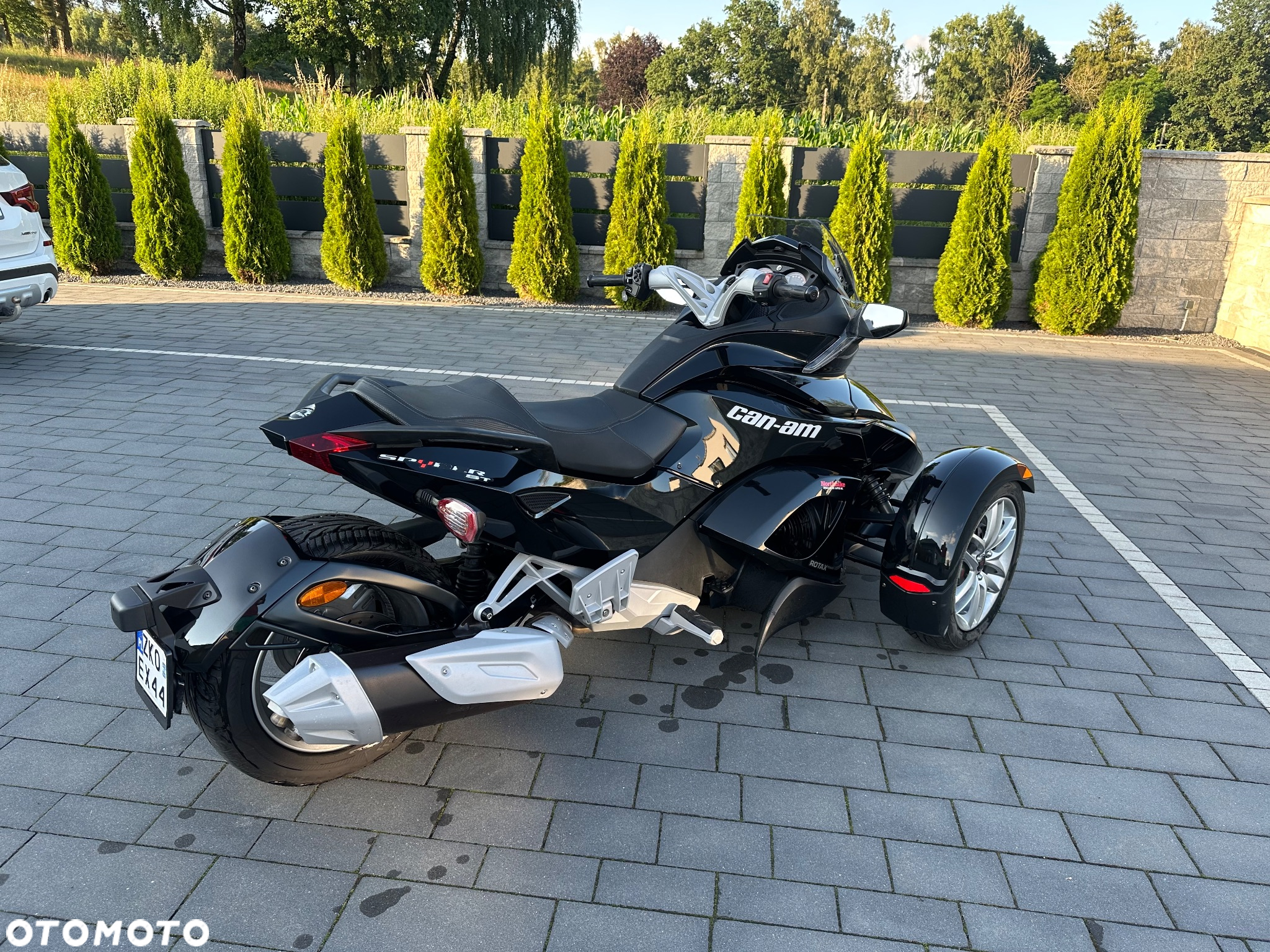 Can-Am Spyder - 6