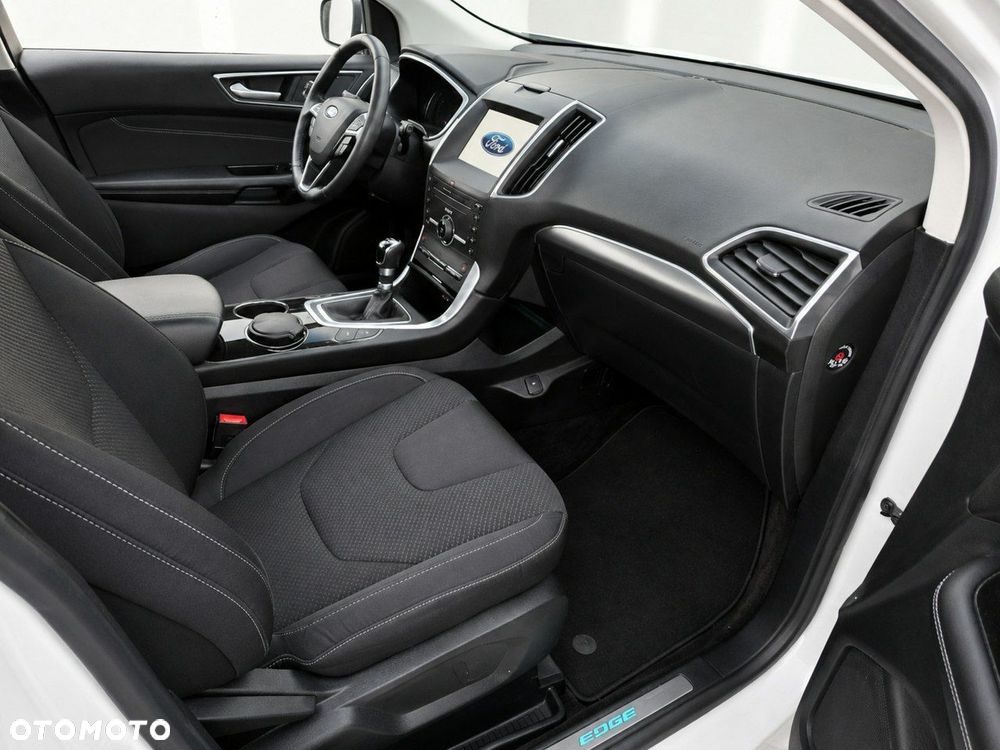 Ford Edge - 11