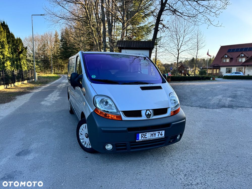 Renault Trafic - 2