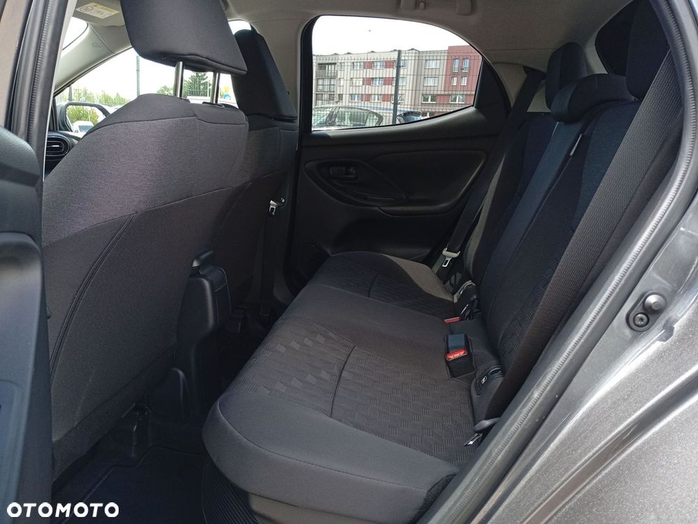 Toyota Yaris Hybrid 1.5 Style - 18