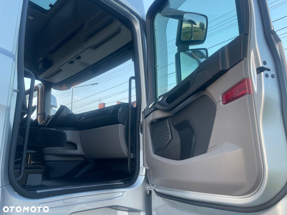 Scania S 500 4 Poduszki tył - 37