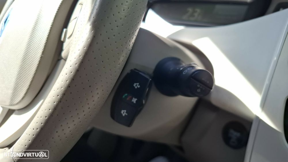 Renault Zoe (c/ Bateria) 22 kwh Life - 21