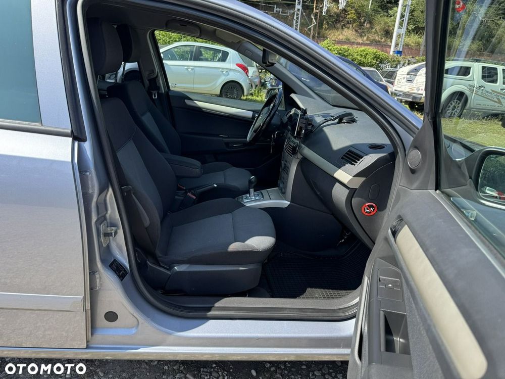 Opel Astra - 11
