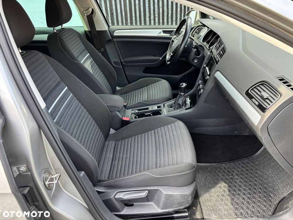 Volkswagen Golf 1.2 TSI BlueMotion Technology Cup - 22