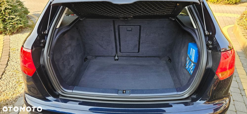 Audi A3 Sportback 1.4 TFSI S line Sportpaket (plus) - 19