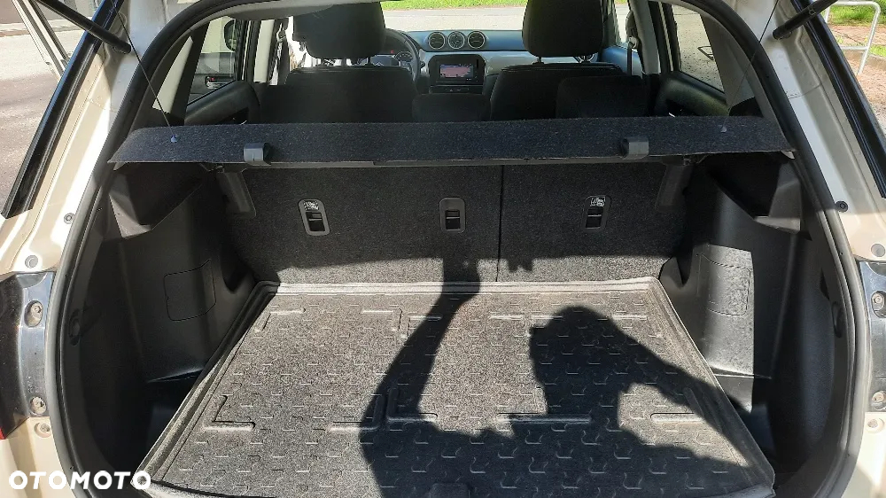 Suzuki Vitara 1.6 Premium 4WD - 18