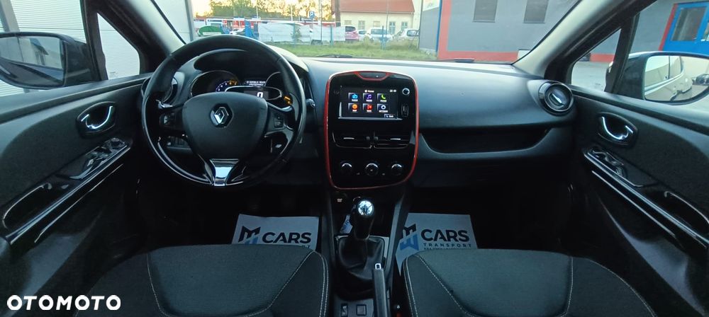 Renault Clio - 21