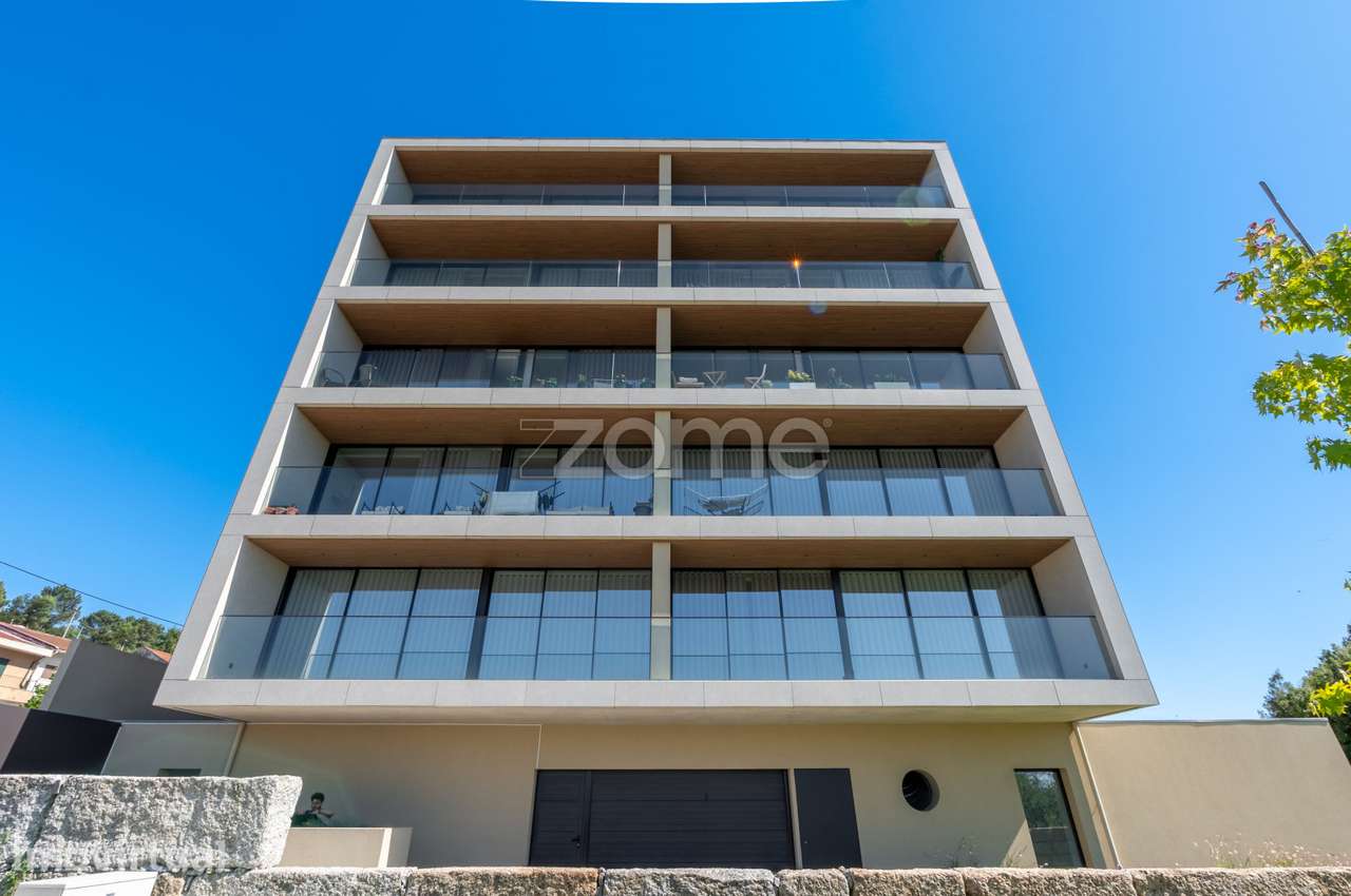 Apartamento T1 no Edifício Castanheiro, Urgezes - Grande imagem: 3/29