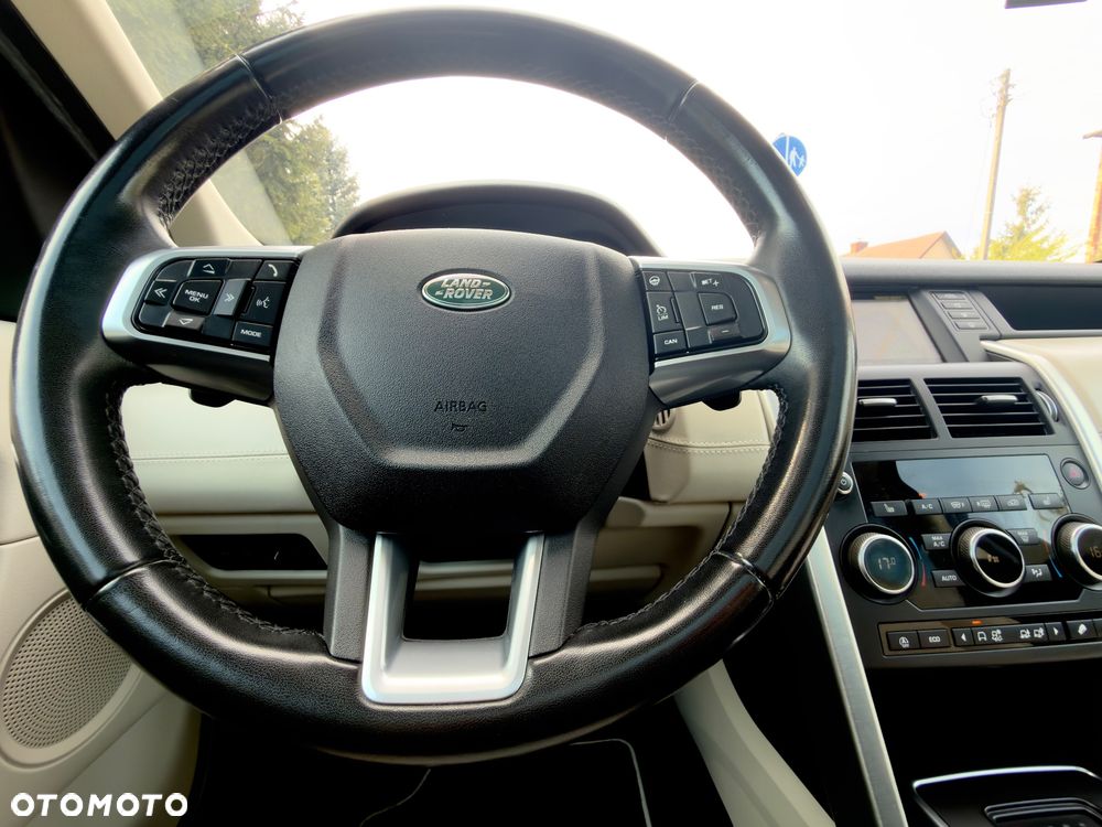 Land Rover Discovery Sport 2.0 Si4 HSE Luxury - 34
