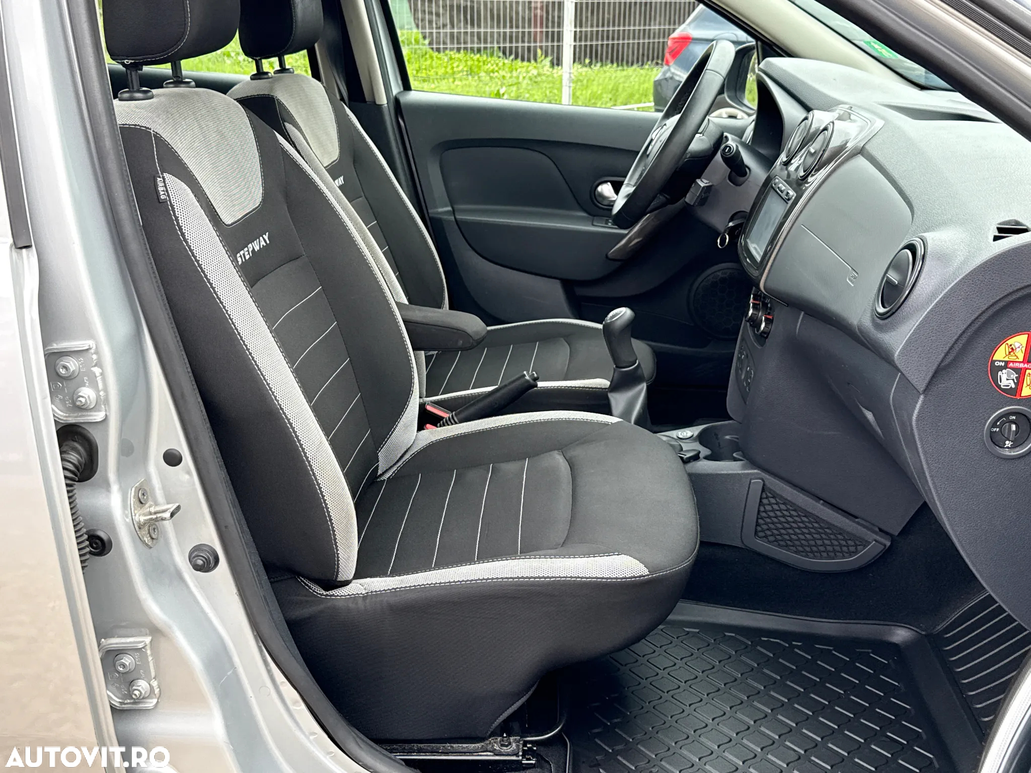Dacia Sandero 0.9 Stepway - 12