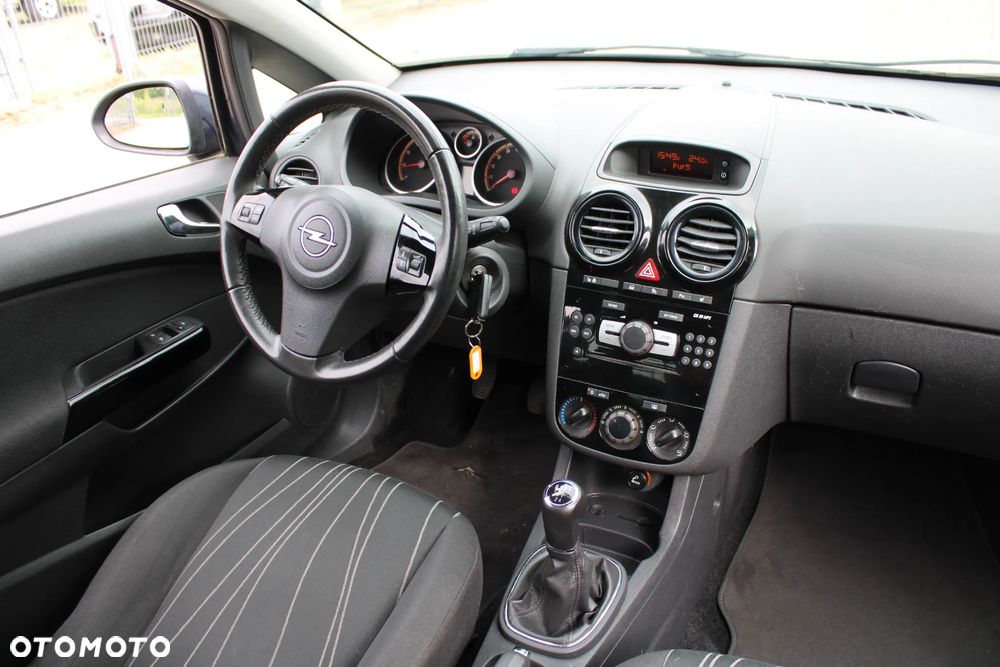 Opel Corsa - 15