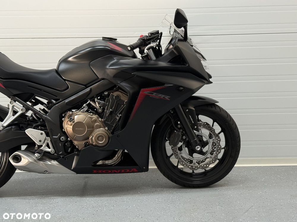 Honda CBR - 18