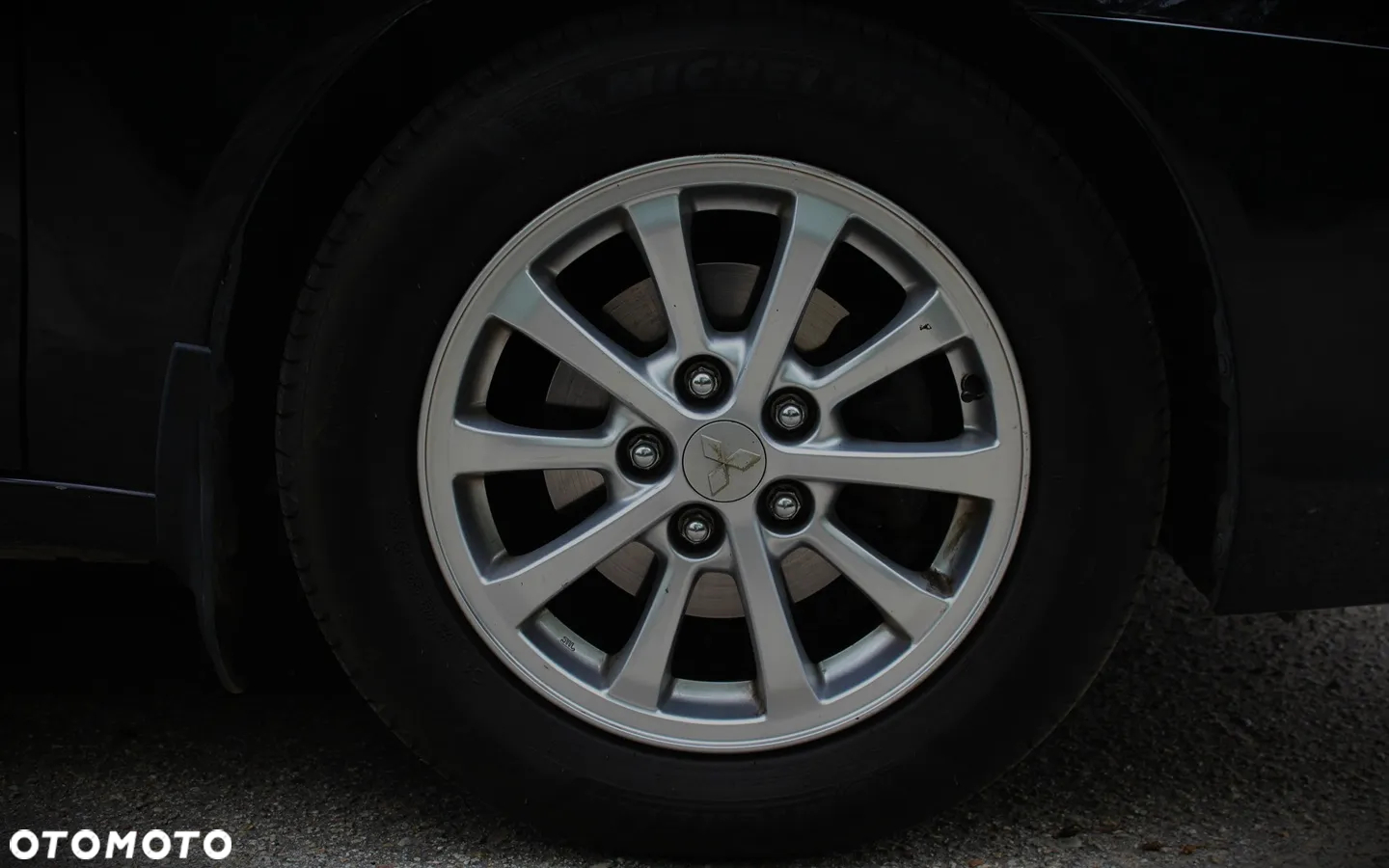 Mitsubishi Lancer 1.6 Intense - 17