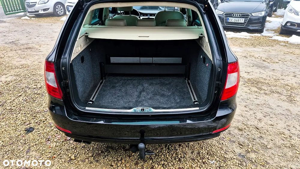 Skoda Superb 1.8 TSI DSG Exclusive - 33