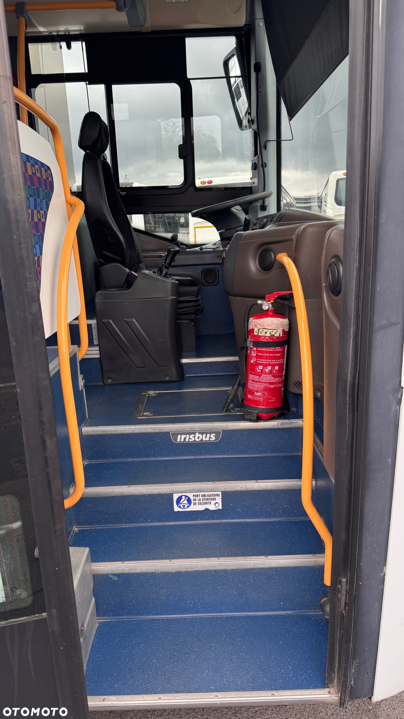 Irisbus KRÓTKI 10,5 metra /Crossway / 46 miejsc/ mały przebieg / CENA: 87000zł netto - 11