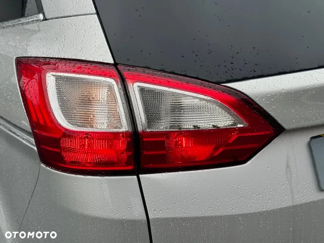 Ford Grand C-MAX - 34