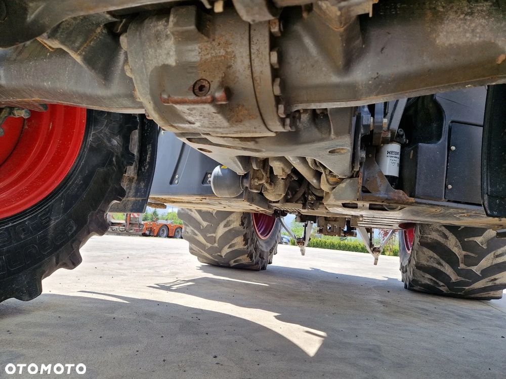 Fendt 724 PROFI PLUS - 17