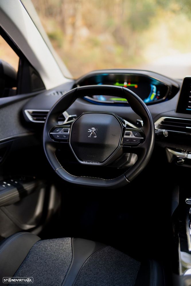 Peugeot 3008 1.6 Hybrid Allure e-EAT8 - 60