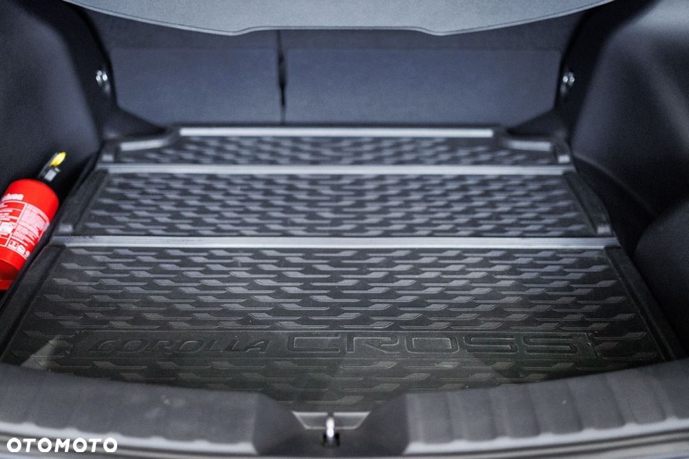 Toyota Corolla Cross - 21