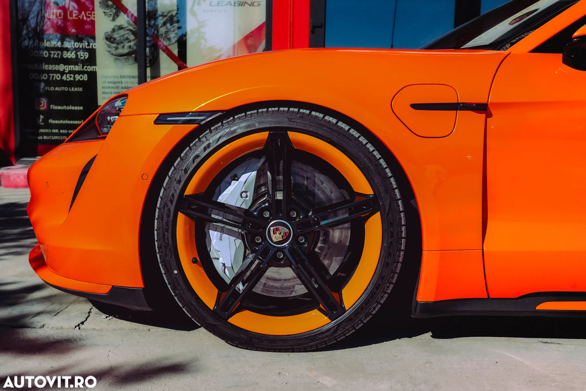 Porsche Taycan - 10