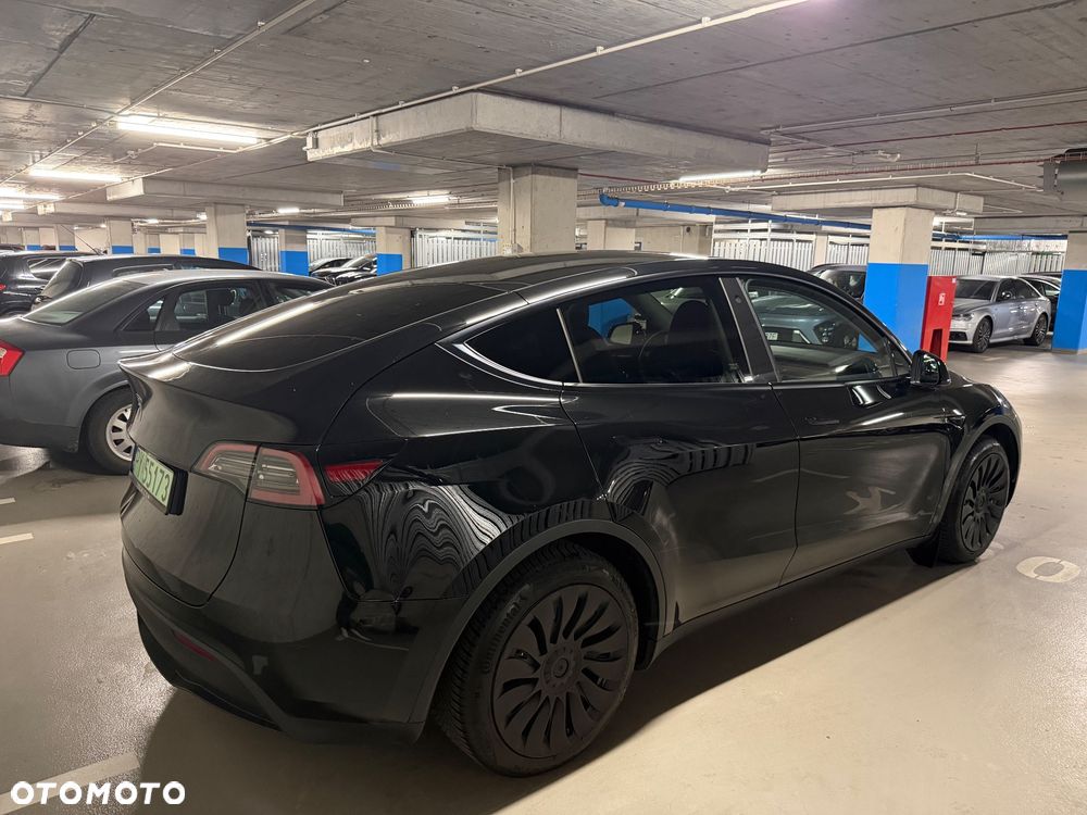 Tesla Model Y RWD - 9