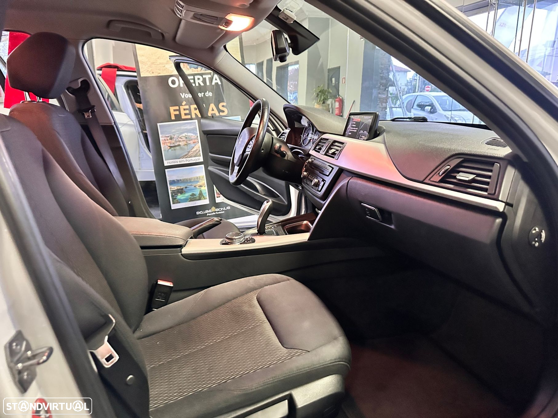 BMW 320 d Touring Auto Exclusive - 14