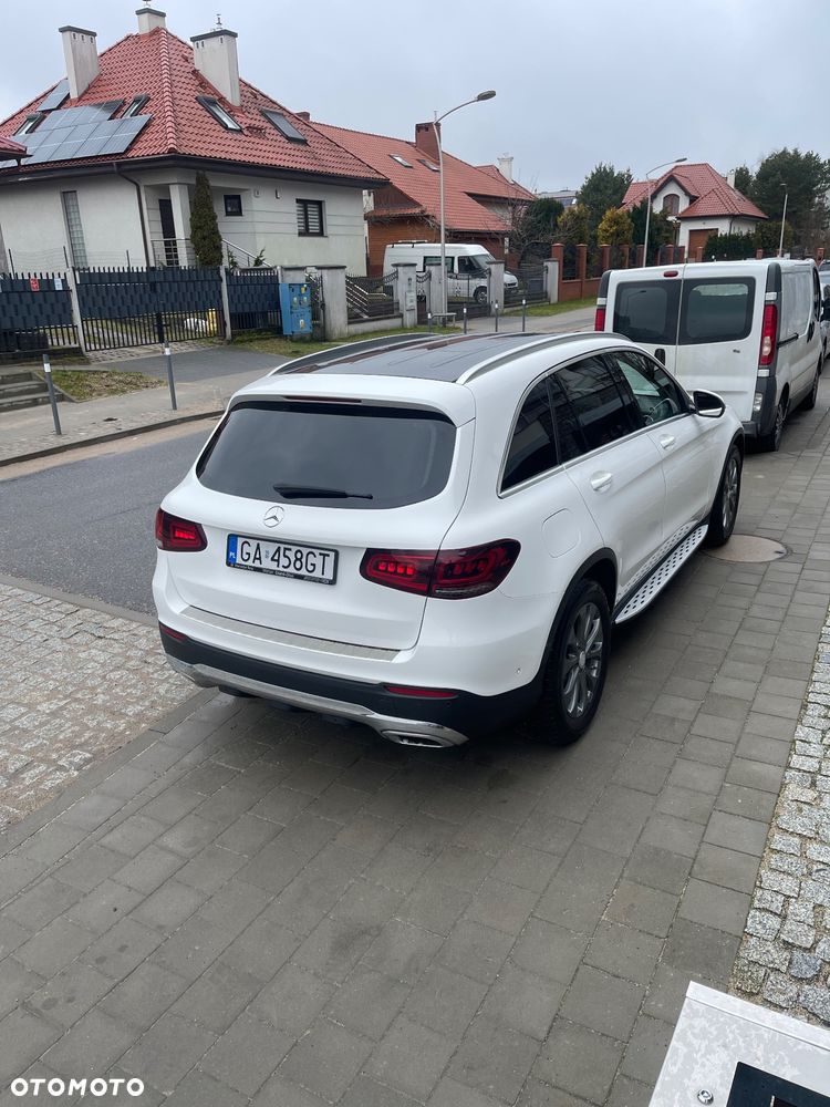 Mercedes-Benz GLC 200 d 4-Matic Business Edition - 4