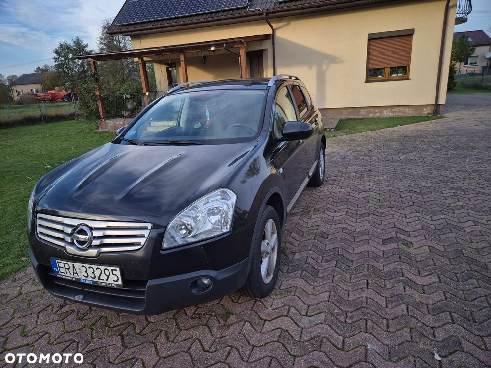 Nissan Qashqai - 1
