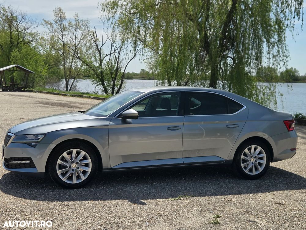 Skoda Superb 2.0 TDI DSG Style - 8