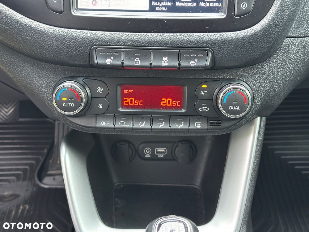 Kia Ceed 1.6 GDI ISG Dream-Team Edition - 18