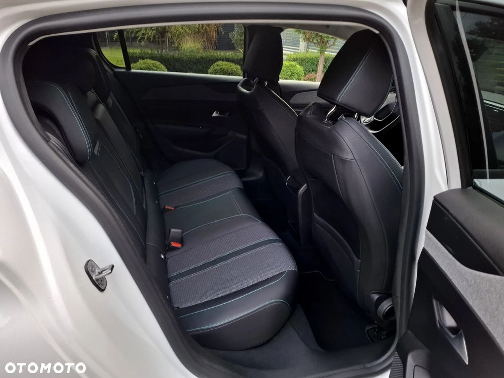 Peugeot 308 BlueHDi 130 EAT8 Allure - 14