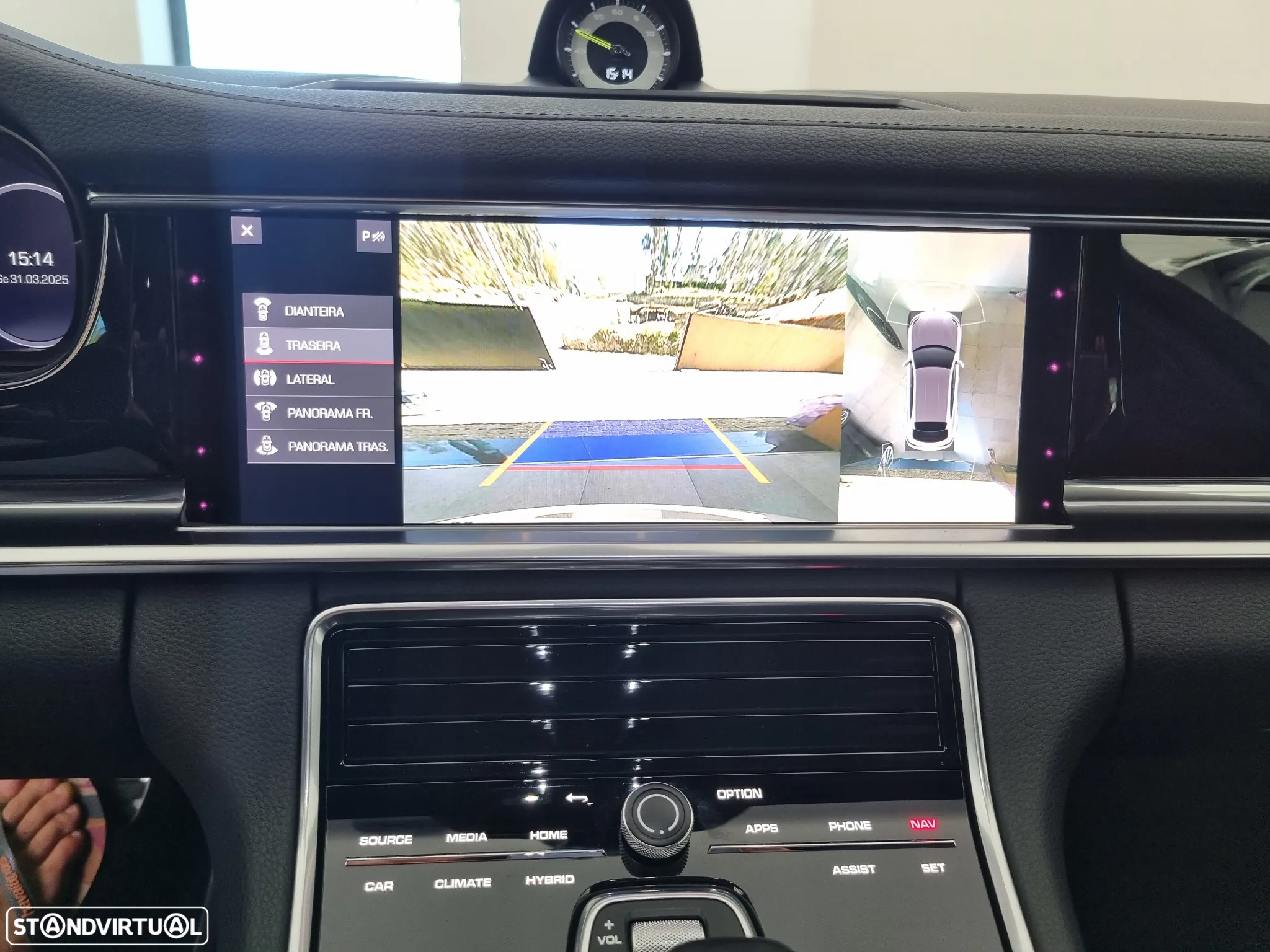 Porsche Panamera Sport Turismo 4 E-Hybrid - 22