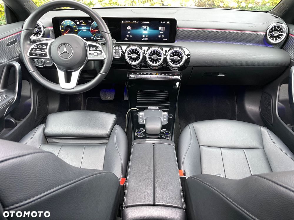 Mercedes-Benz CLA 200 d 8G-DCT Progressive - 20